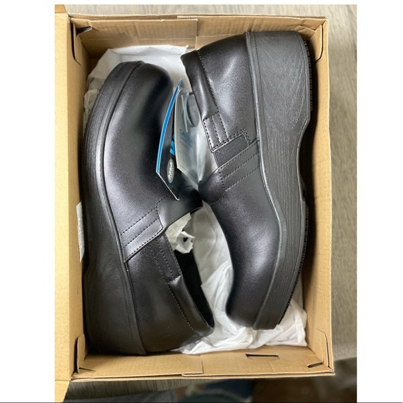 Dr.Scholl's Women's Dynamo Work Clogs NWB - Picture 10 of 12